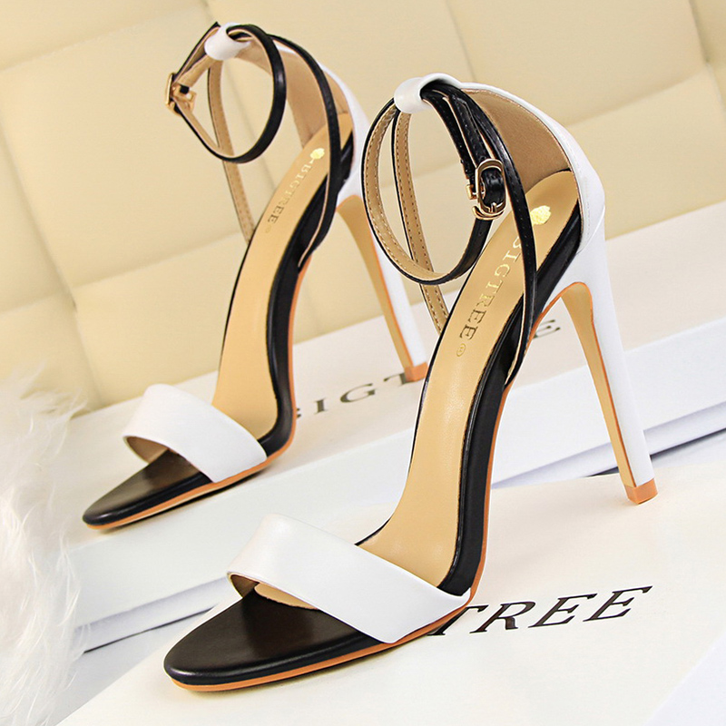Women Black-White Concise Leat - Leather Work Heels ulasan dan harga